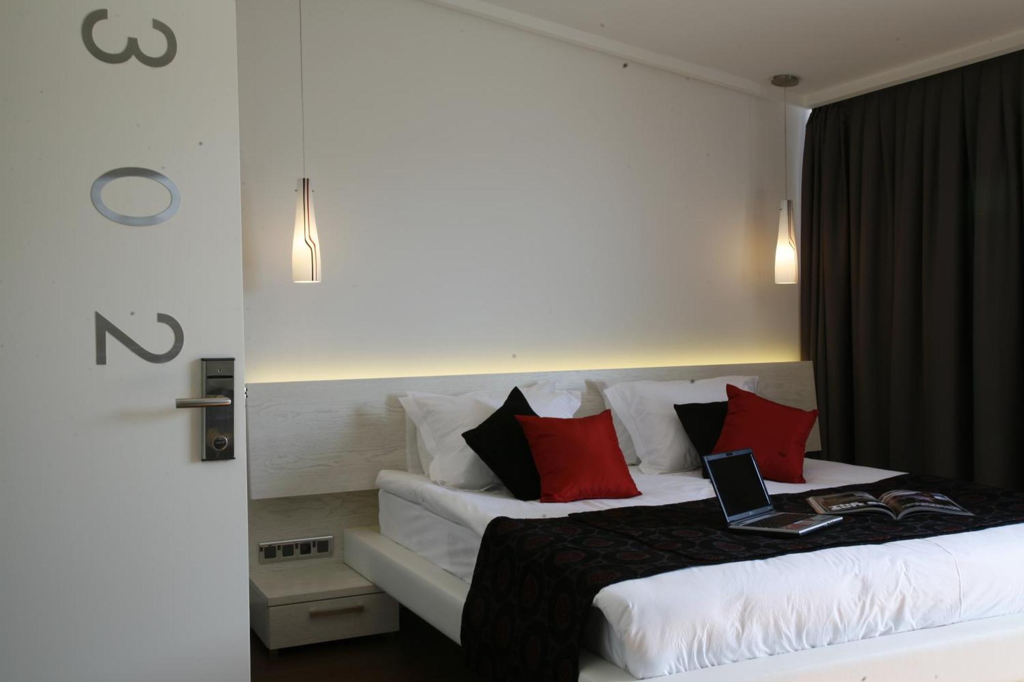 Otel Samm Bistro 4*